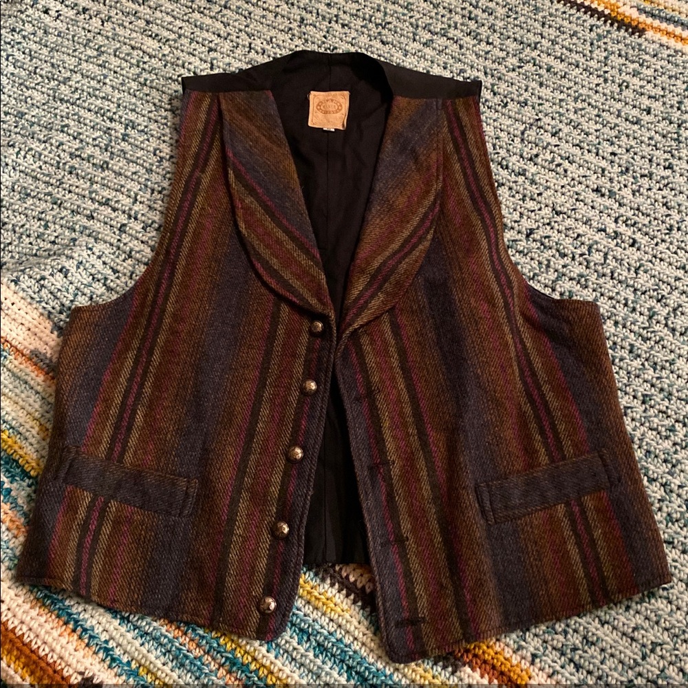 Wah maker Arizona authentic vest